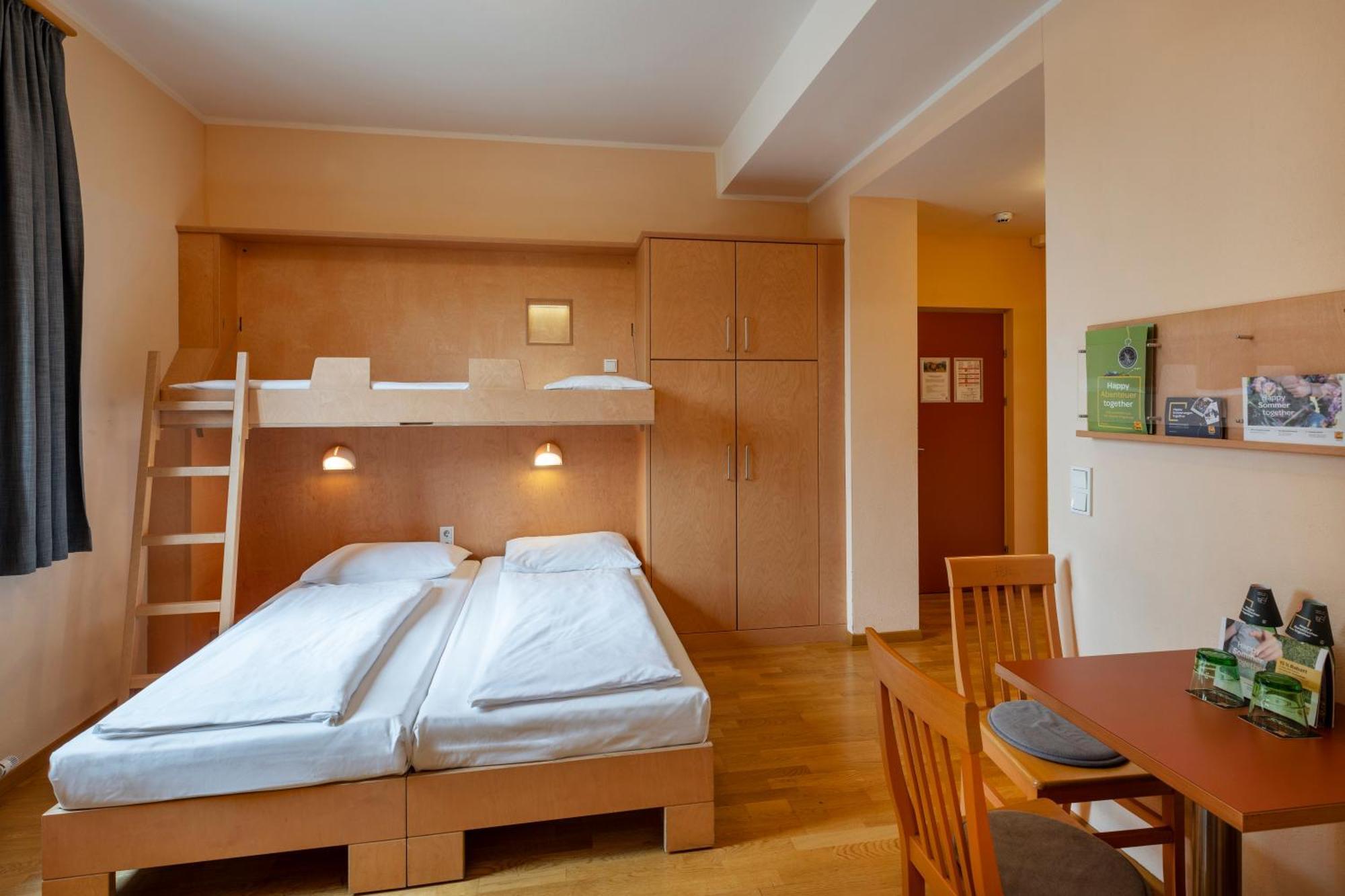 Jufa Hotel Kaprun - Summercard Included ภายนอก รูปภาพ